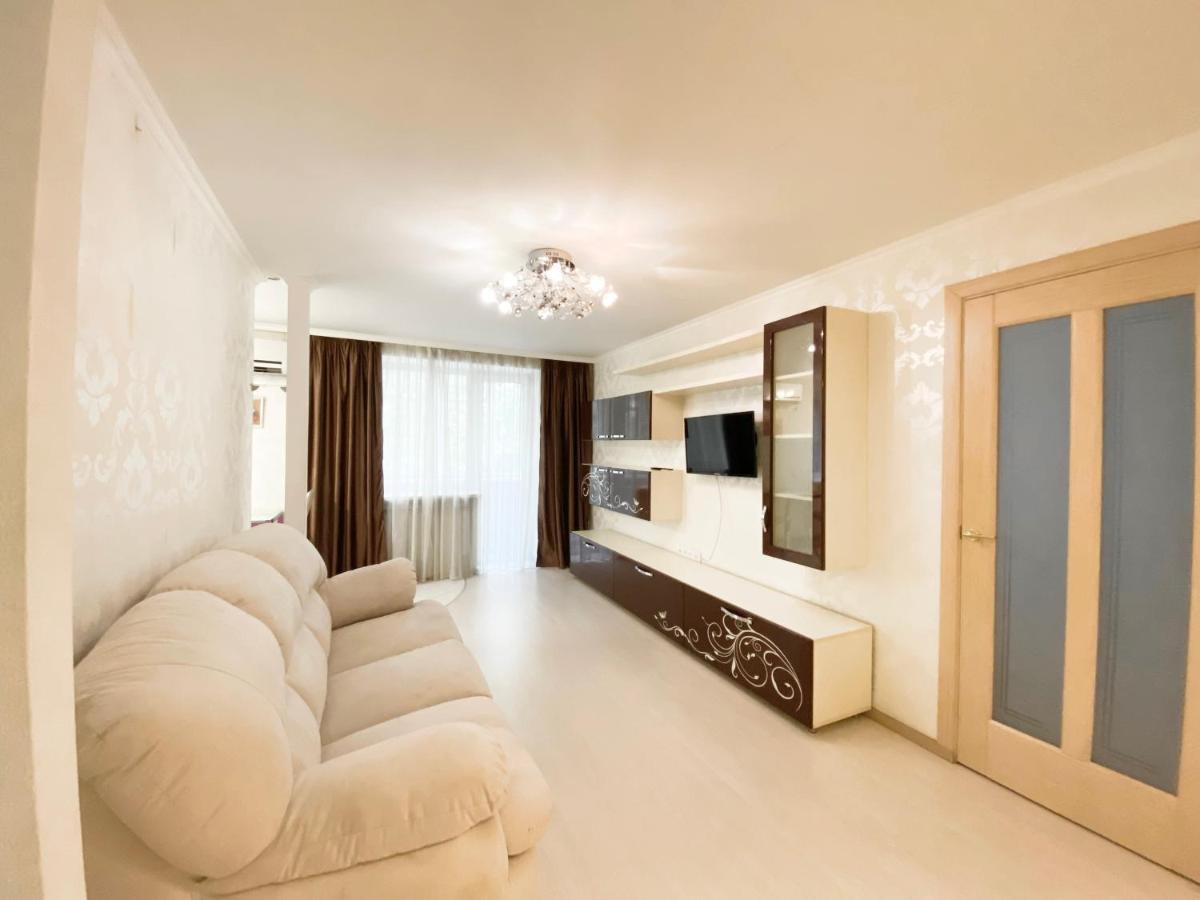 Beautiful 1-Bedroom Near Most City Center Dnepropetrovsk Exterior foto